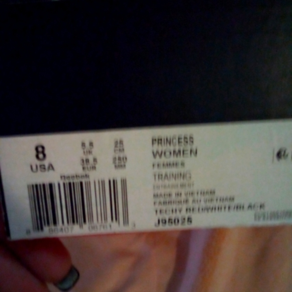 Red white and black Reebok classic size 8 women's.